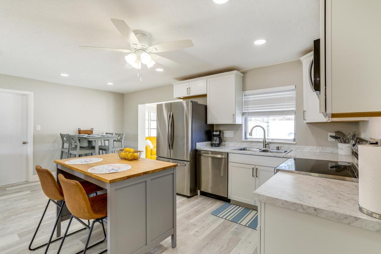Breezy Seminole Vacation Rental With Hot Tub! 외부 사진