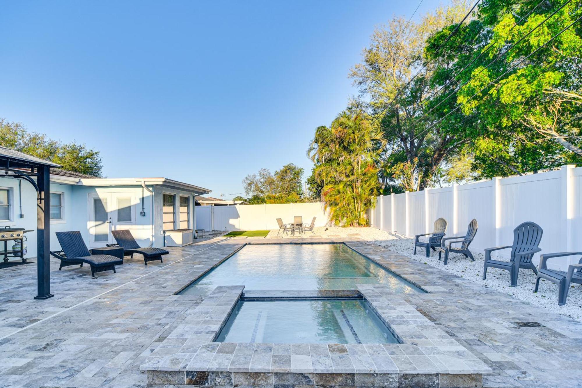 Breezy Seminole Vacation Rental With Hot Tub! 외부 사진